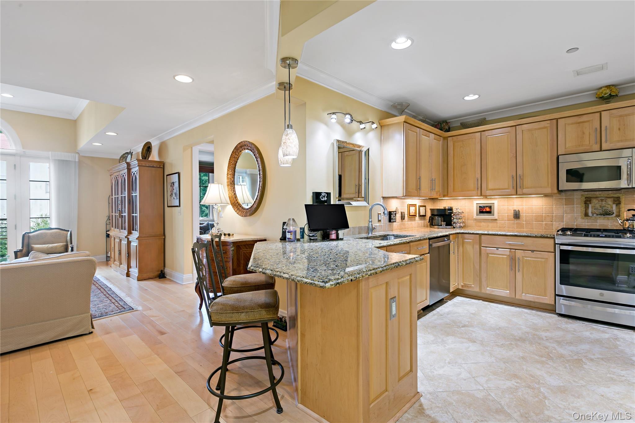 427 Trump Park, Shrub Oak NY 10588