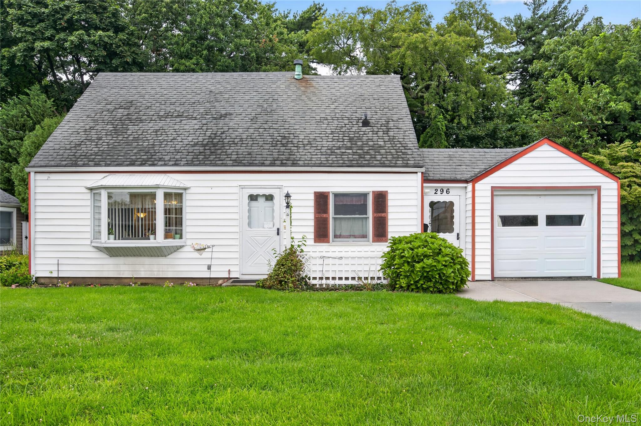 296 Jamaica Boulevard, Carle Place NY 11514