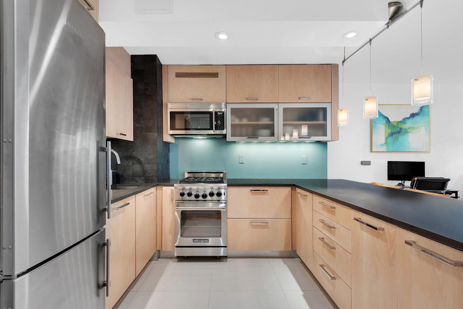 201 E 25TH Street Unit 9E, Manhattan NY 10010