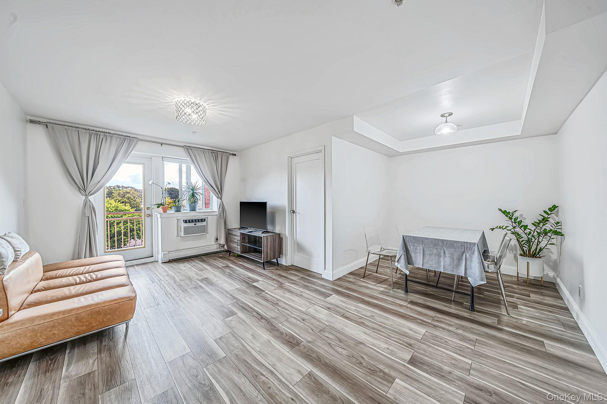 14024 31st Drive Unit 4C, Flushing NY 11354