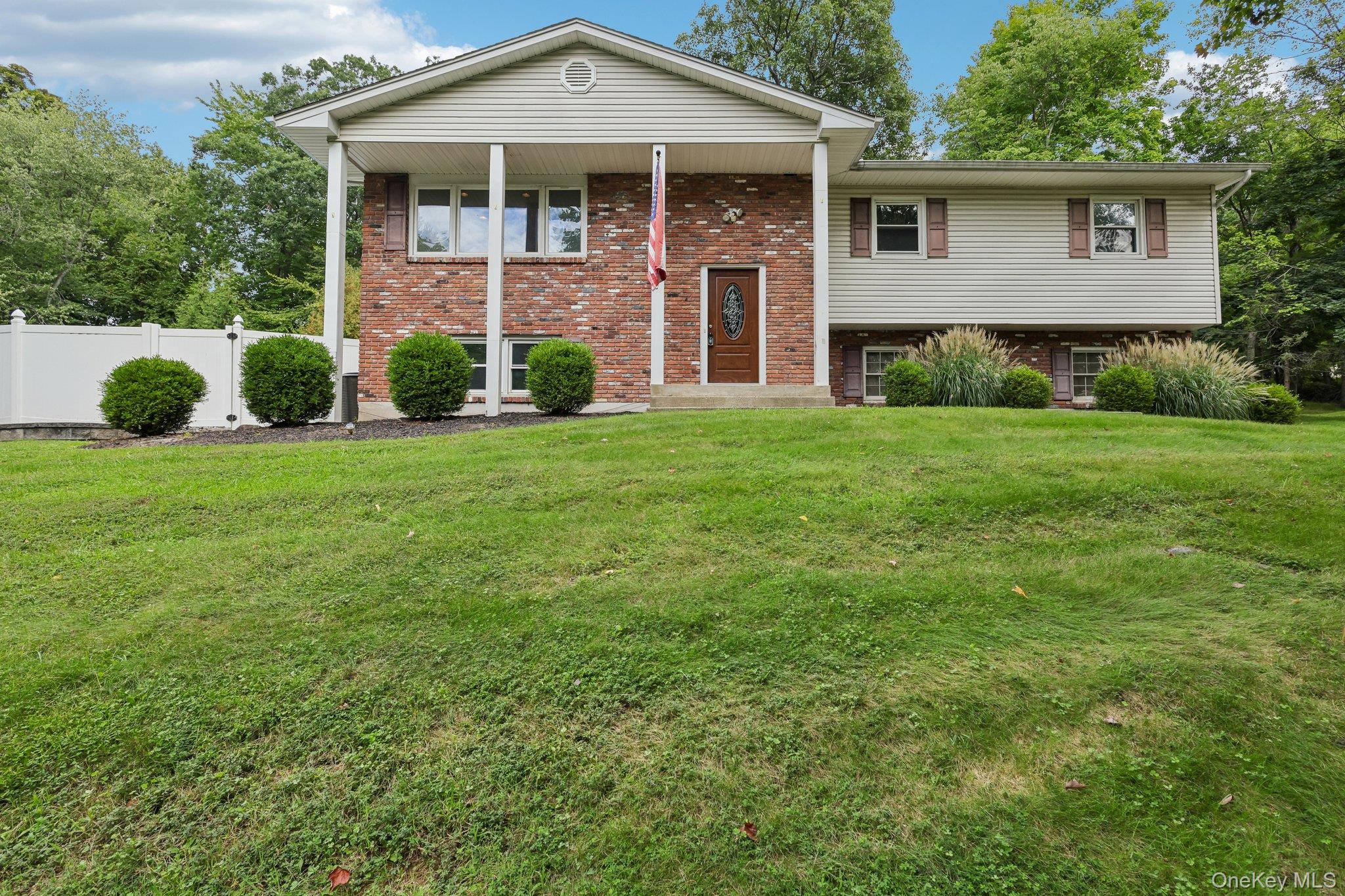 82 Branchville Road, Valley Cottage NY 10989