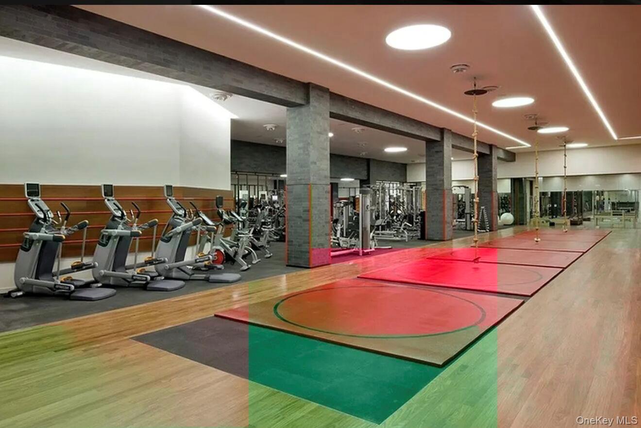 50 Riverside Boulevard Unit 15M, Manhattan NY 10069