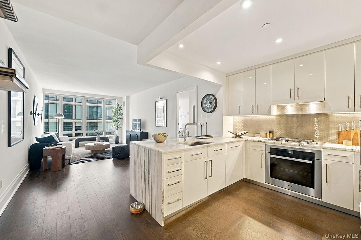 50 Riverside Boulevard Unit 15M, Manhattan NY 10069