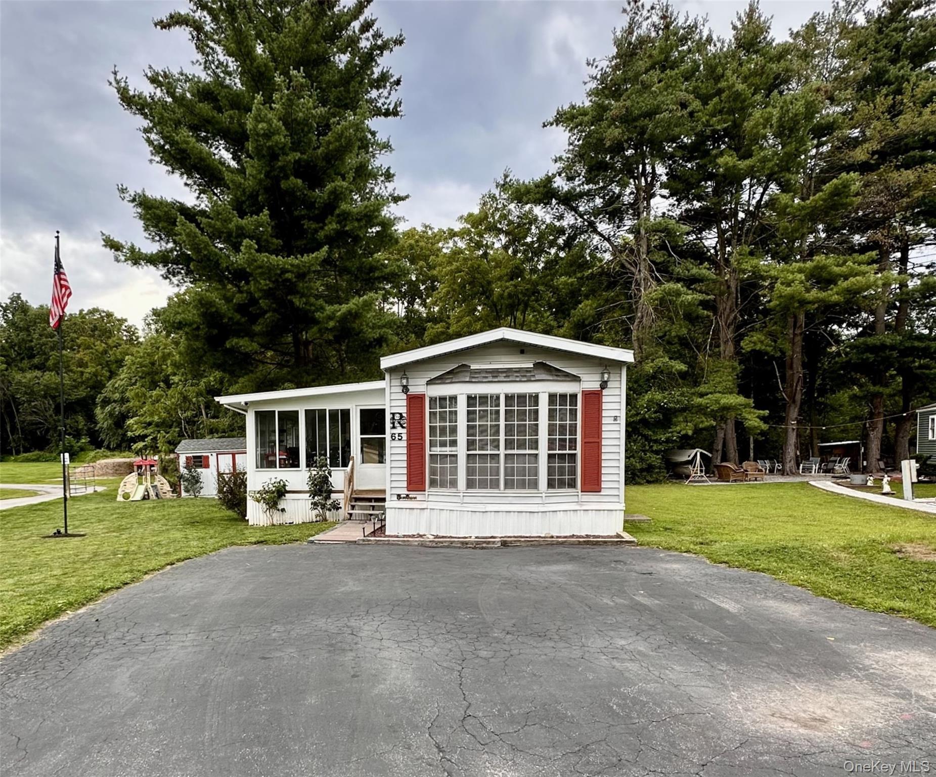 65 Water Loop, Pleasant Valley NY 12569