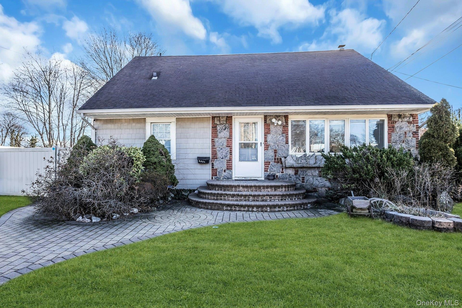 2864 Wilson Avenue, Bellmore NY 11710
