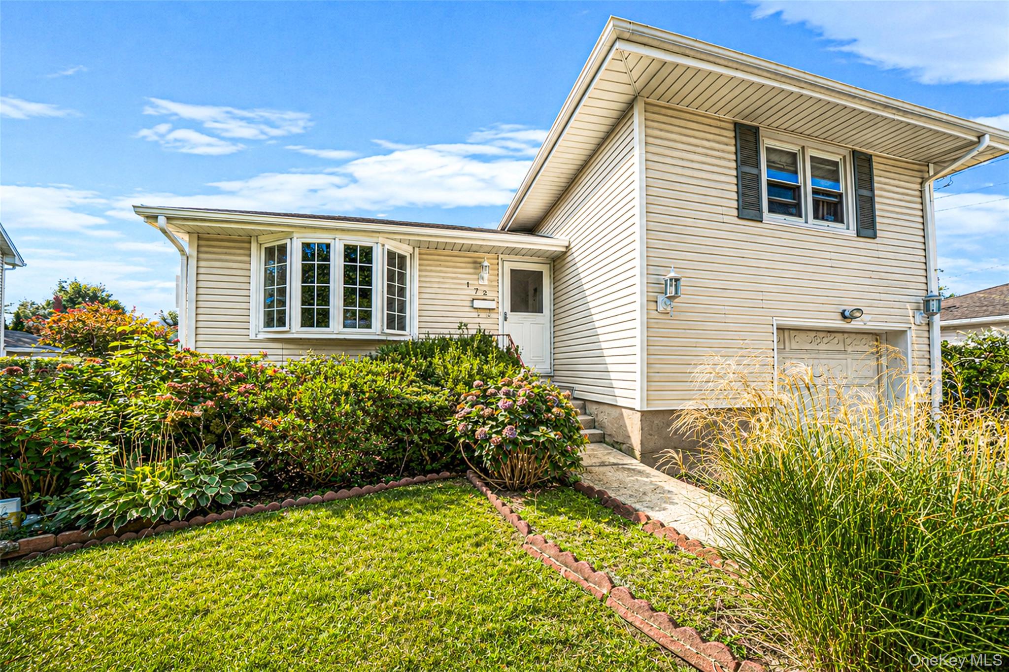 172 N Walnut Street, Massapequa NY 11758