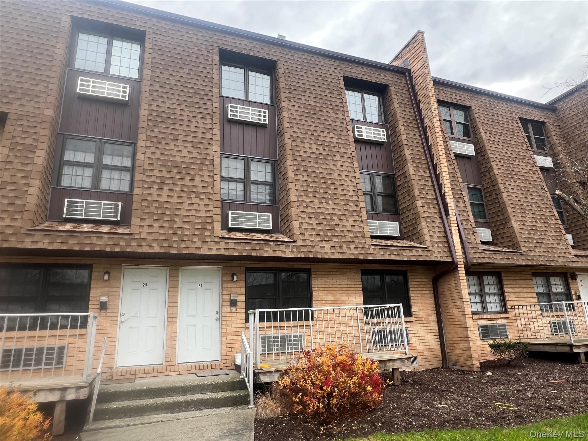 408 Carpenter Avenue Unit 24, Newburgh NY 12550