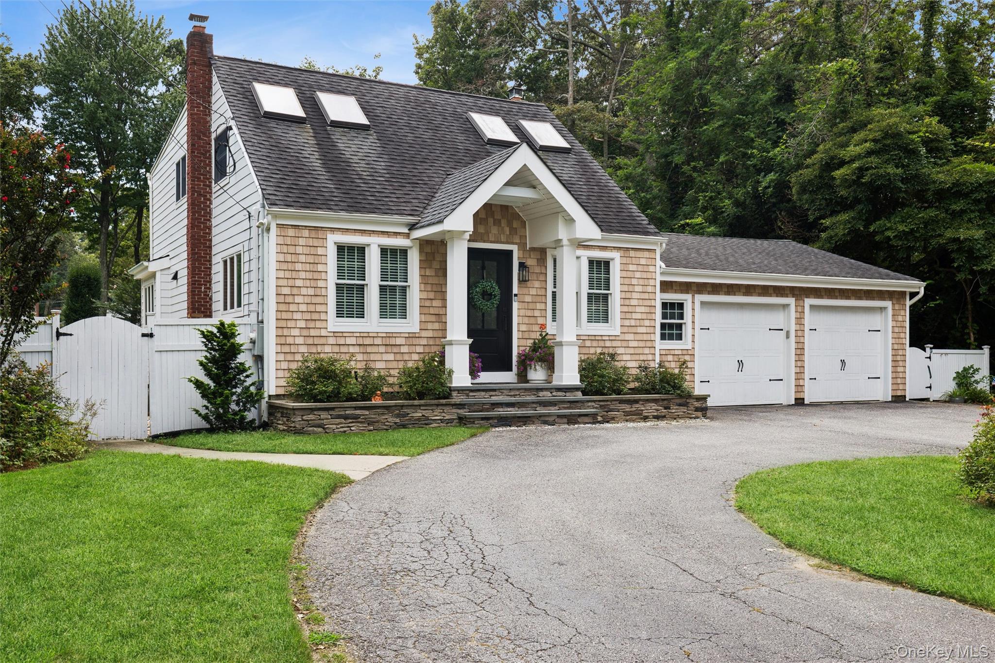 351 Forest Lane, Smithtown NY 11787