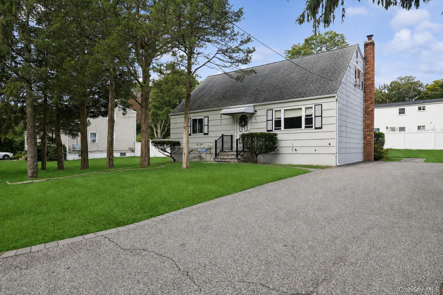 544 Park Avenue, Centereach NY 11720