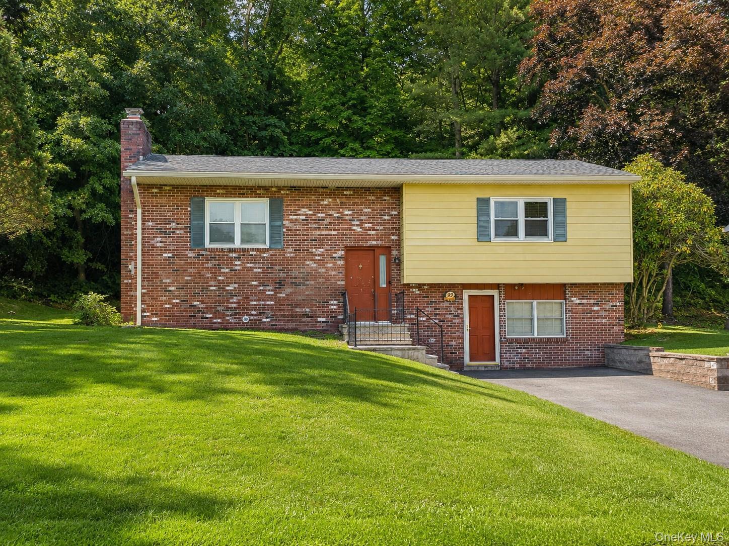 49 Brewster Drive, Middletown NY 10940