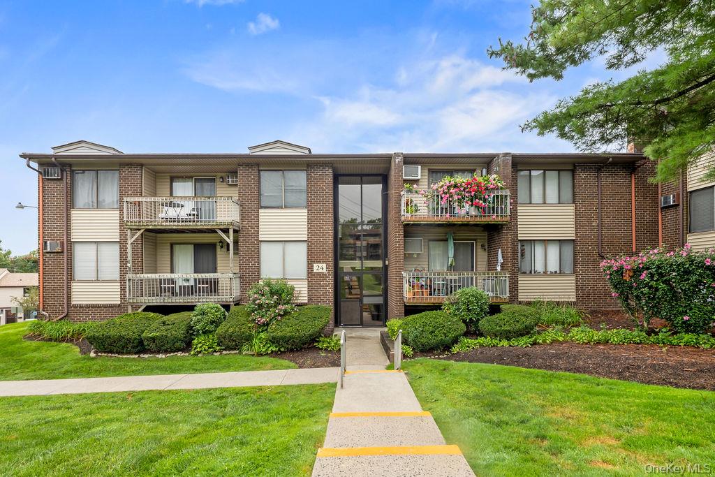 249 Country Club Lane, Pomona NY 10970