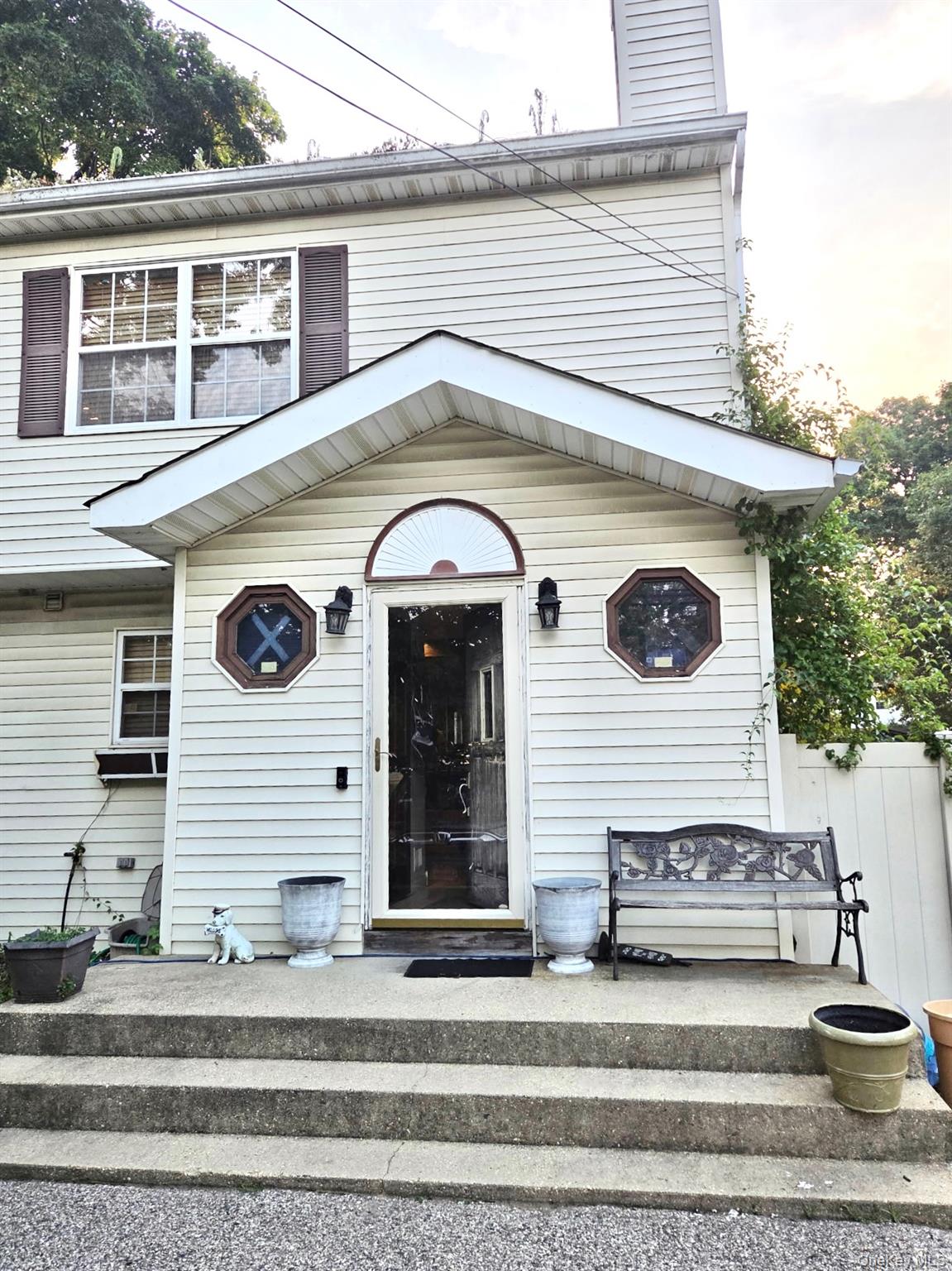 263 N 3rd Avenue, Bay Shore NY 11706