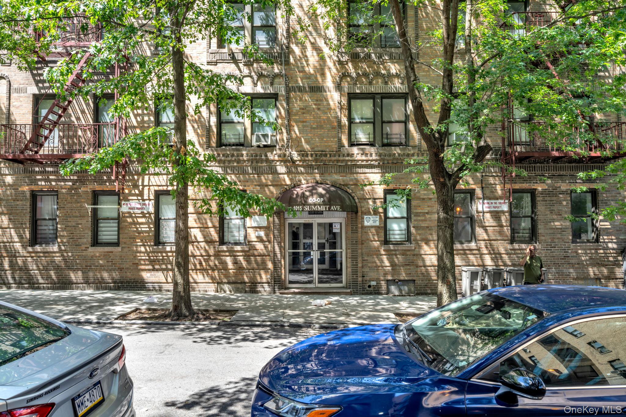1015 Summit Avenue Unit 1D, Bronx NY 10452