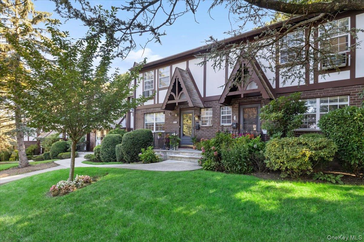 36 Yorkshire Drive, Suffern NY 10901