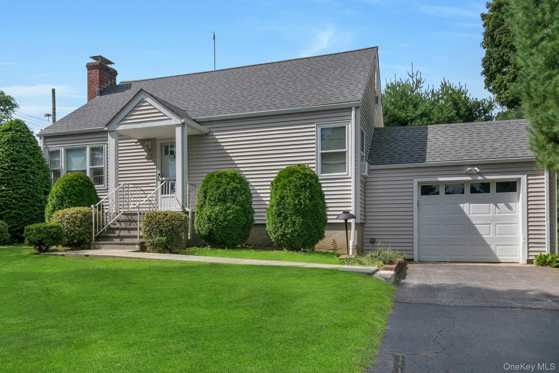 263 Pythian Avenue, Hawthorne NY 10532