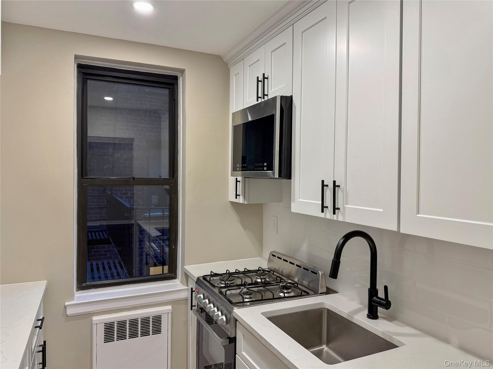 44-58 E 8th Street Unit 3N, Manhattan NY 10003