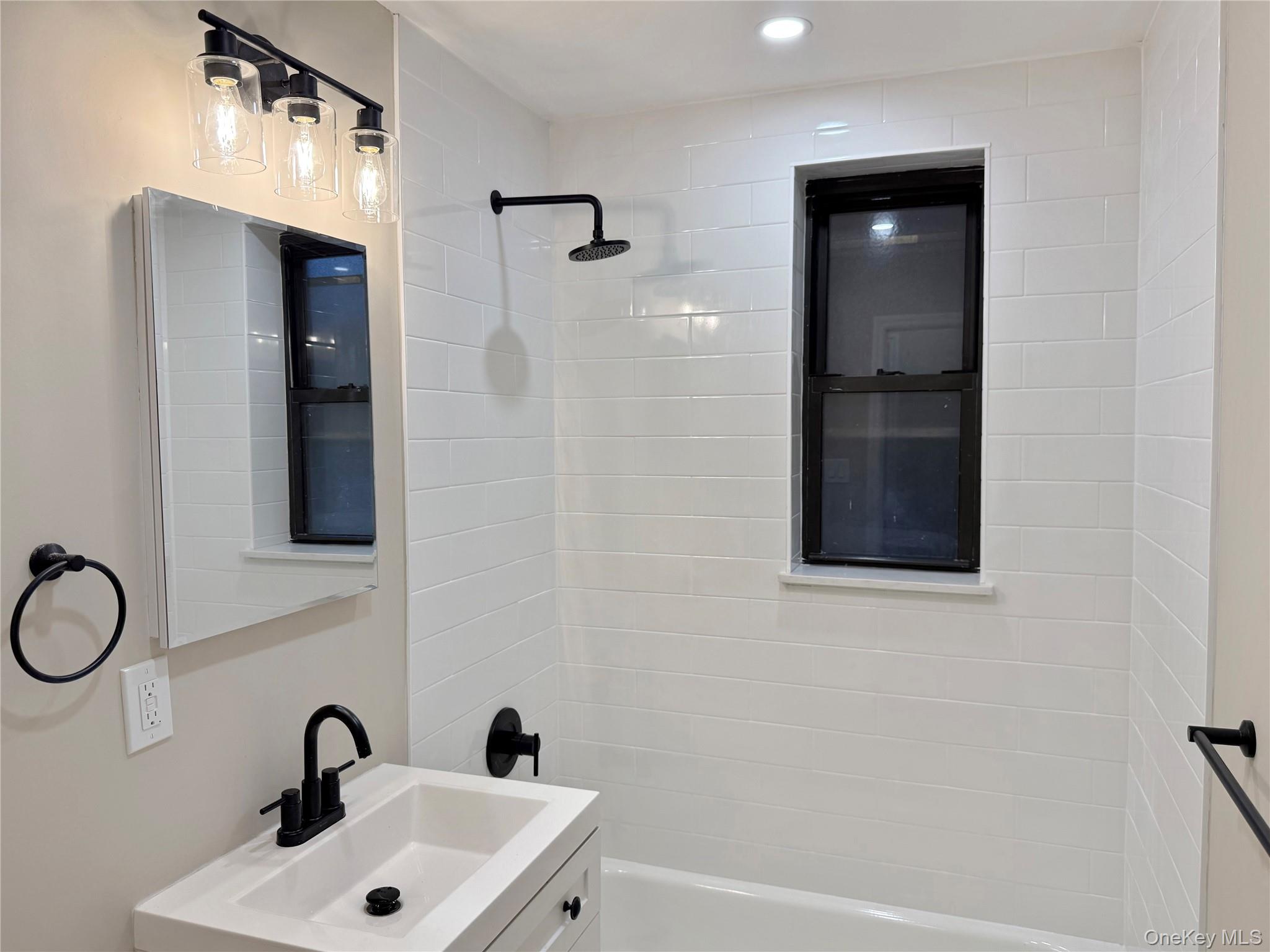 44-58 E 8th Street Unit 3N, Manhattan NY 10003
