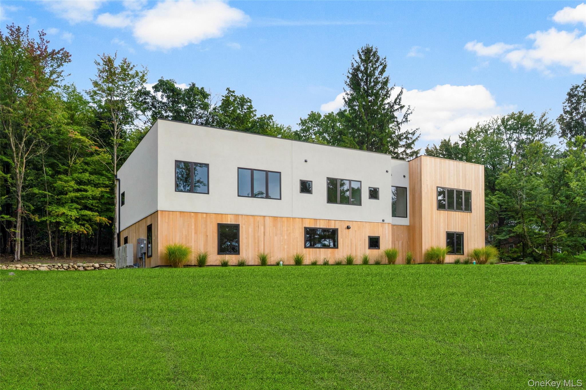 39 Mountain Lane, Beacon NY 12508