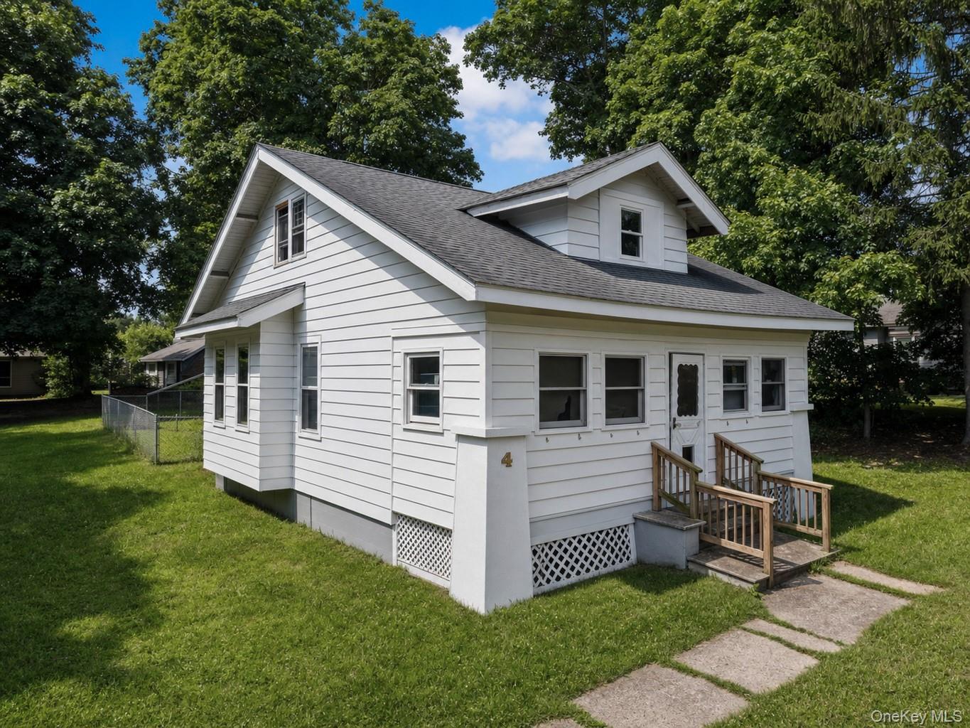 4 Grove Street, Harriman NY 10926