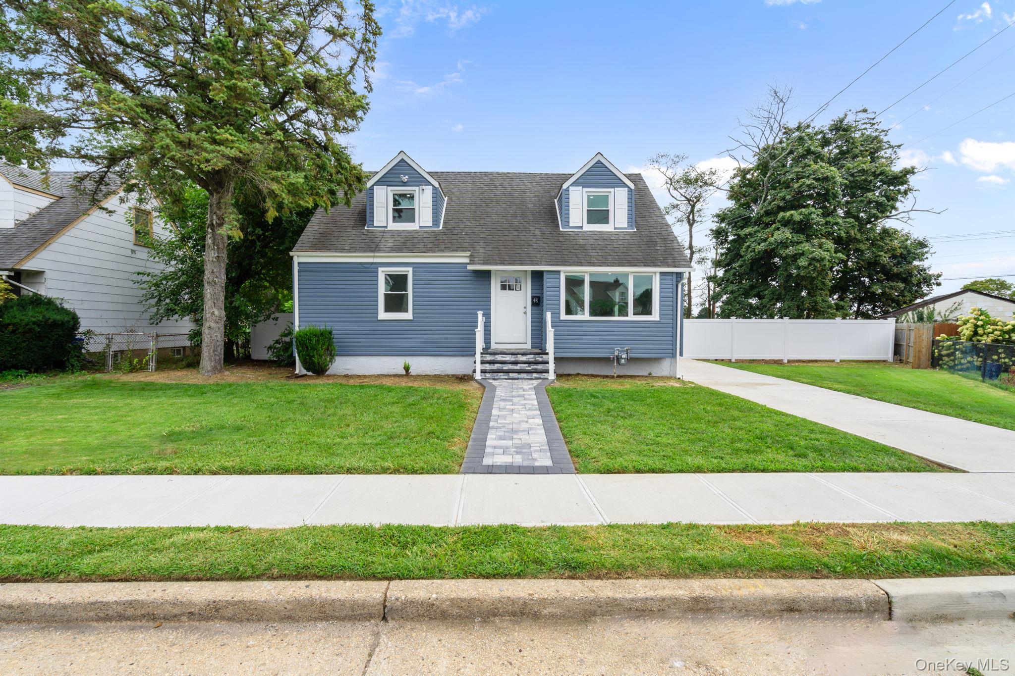 48 Cliff Avenue, Hempstead NY 11550