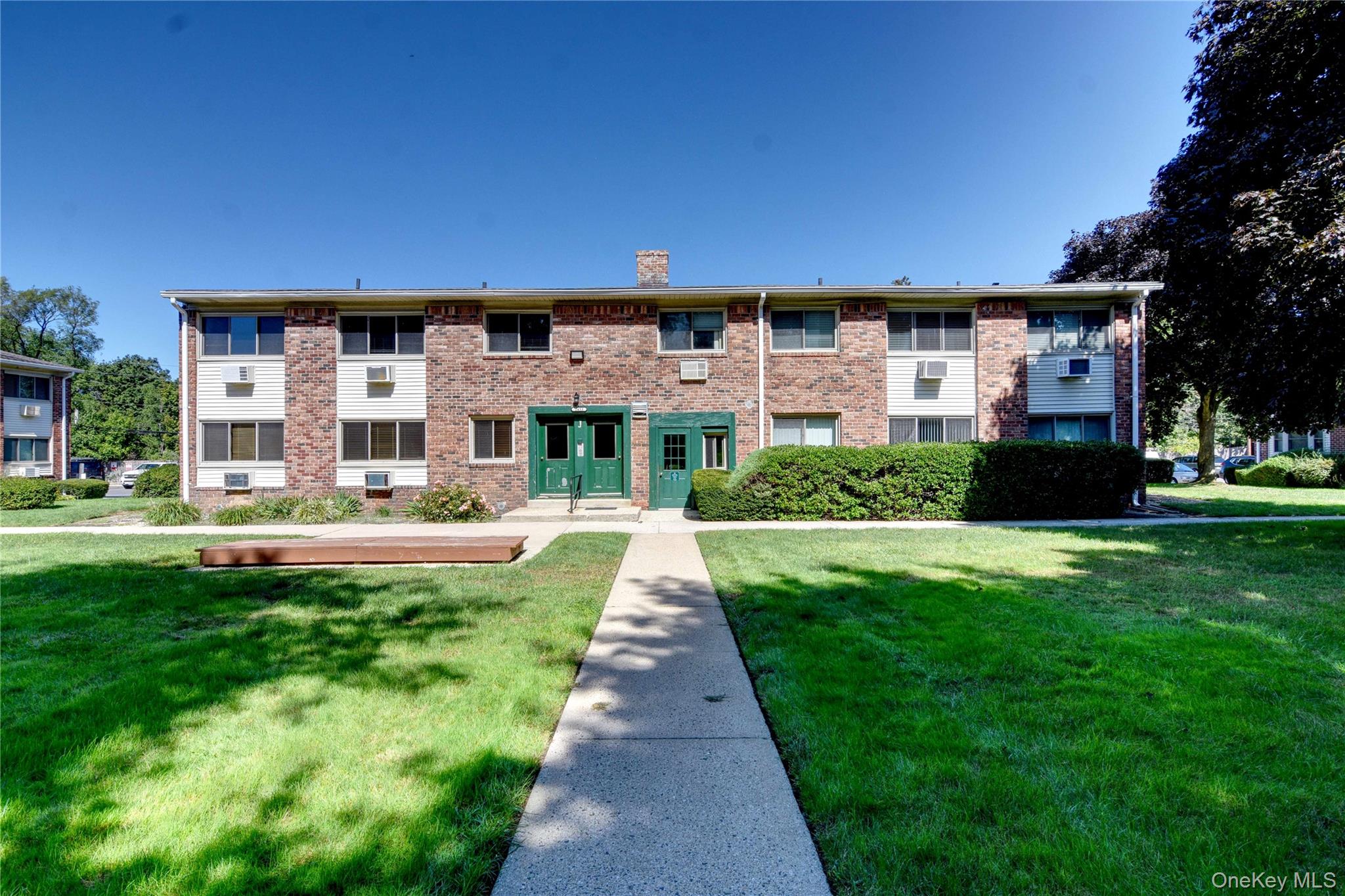 2453 Union Boulevard Unit 39B, Islip NY 11751