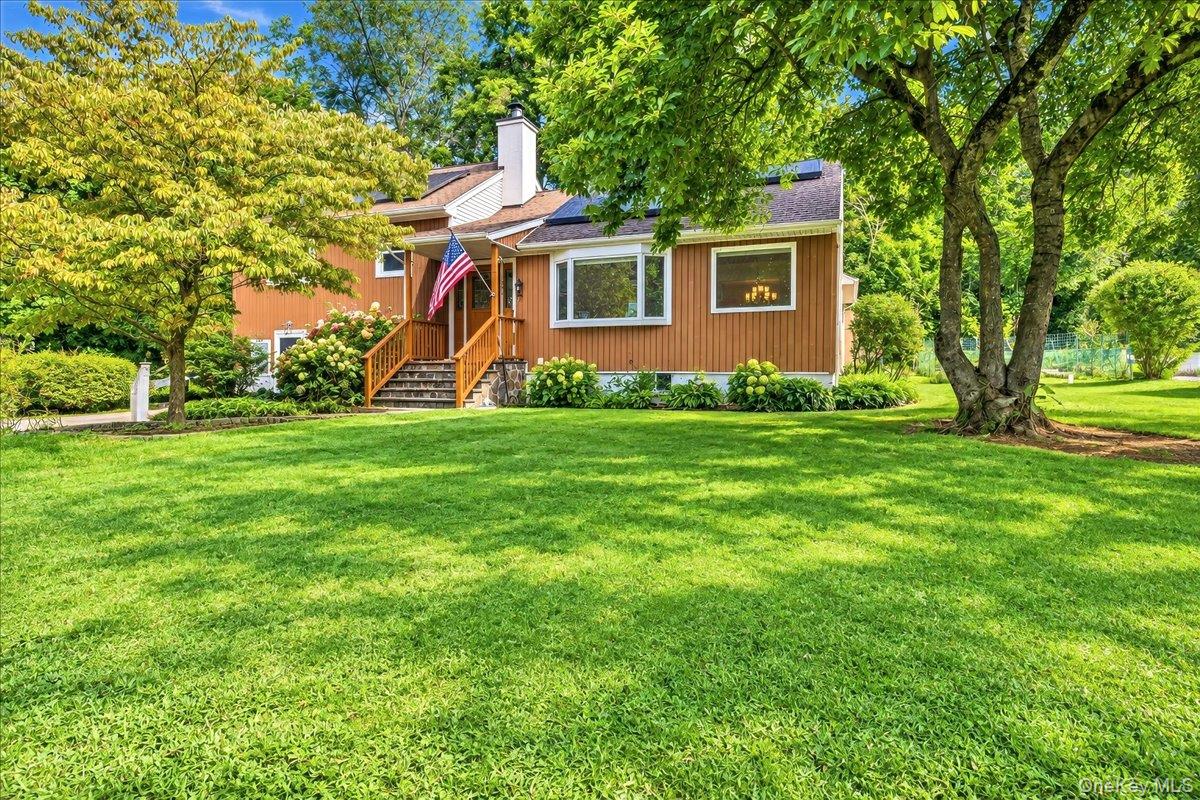 3740 Eleanor Drive, Mohegan Lake NY 10547