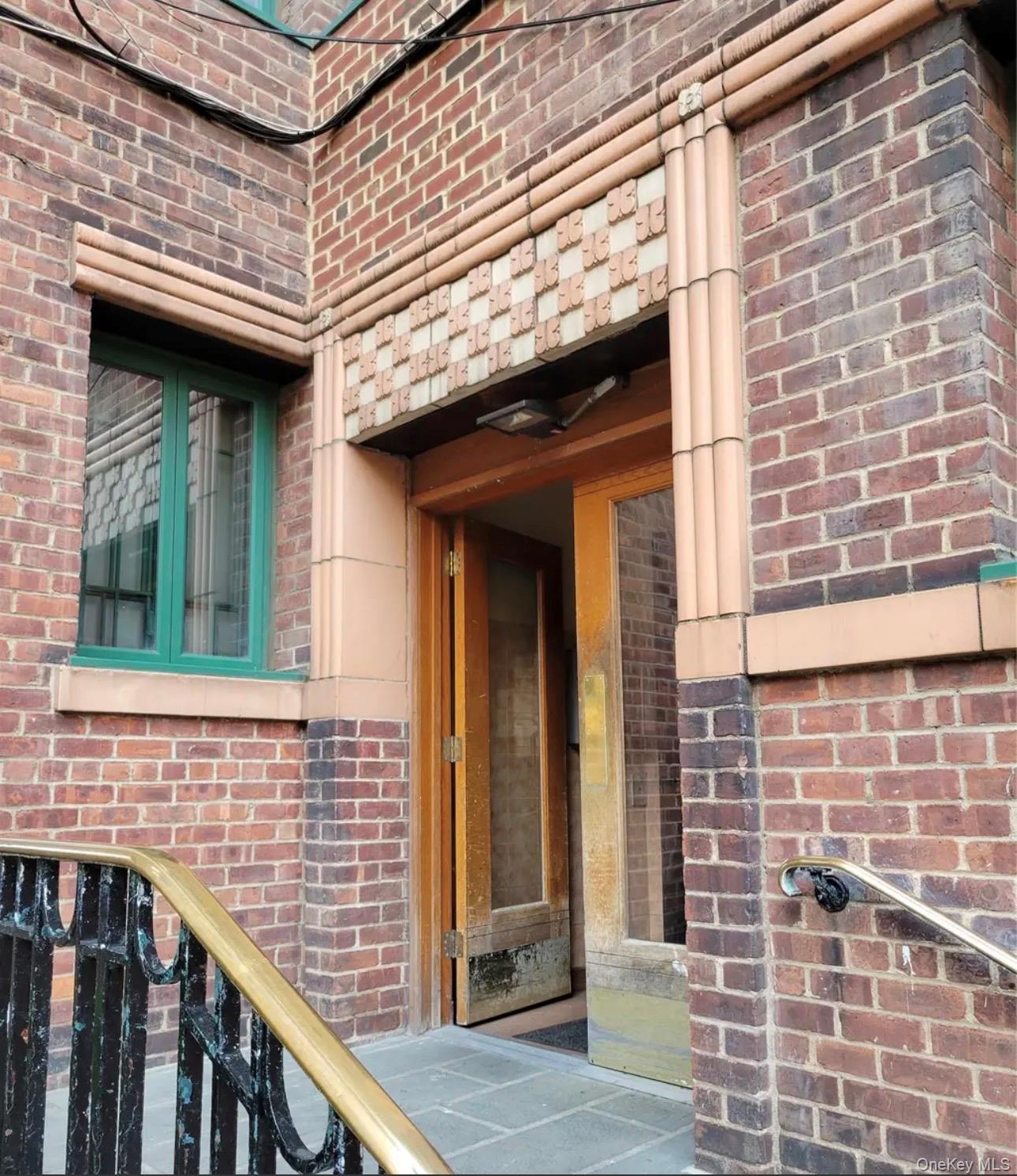 1503 Metropolitan Avenue Unit 7E, Bronx NY 10462