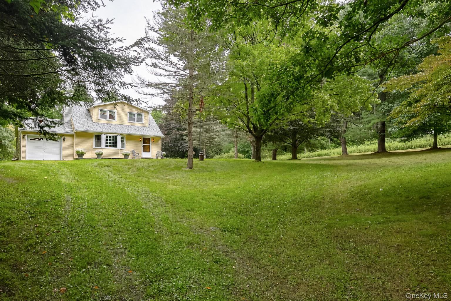 404 Schultz Hill Road, Pine Plains NY 12567