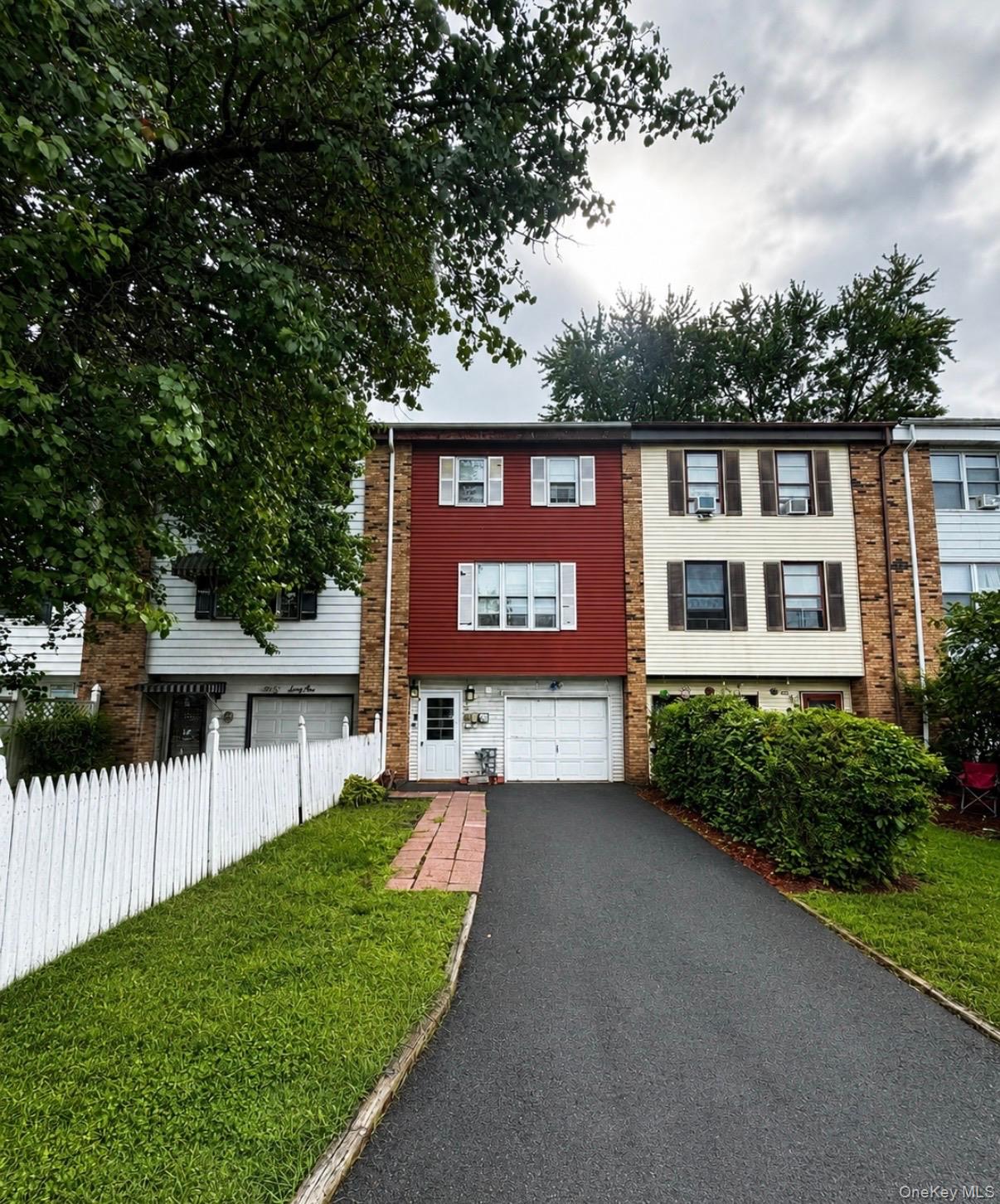 63 Greenway Terrace, Middletown NY 10941