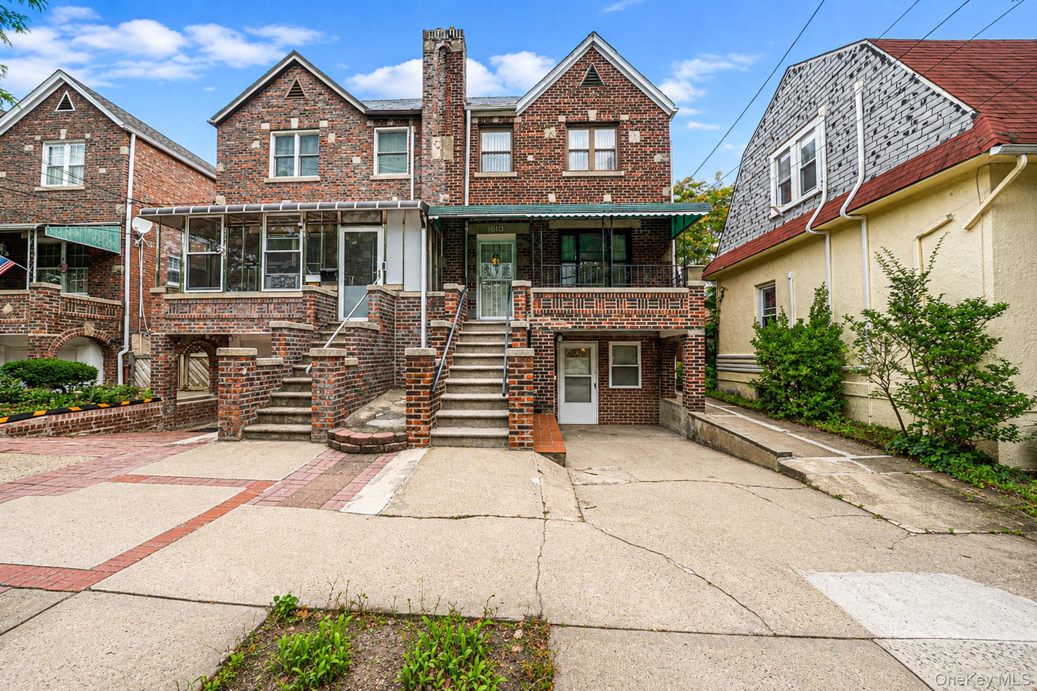 1610 Paulding Avenue, Bronx NY 10462