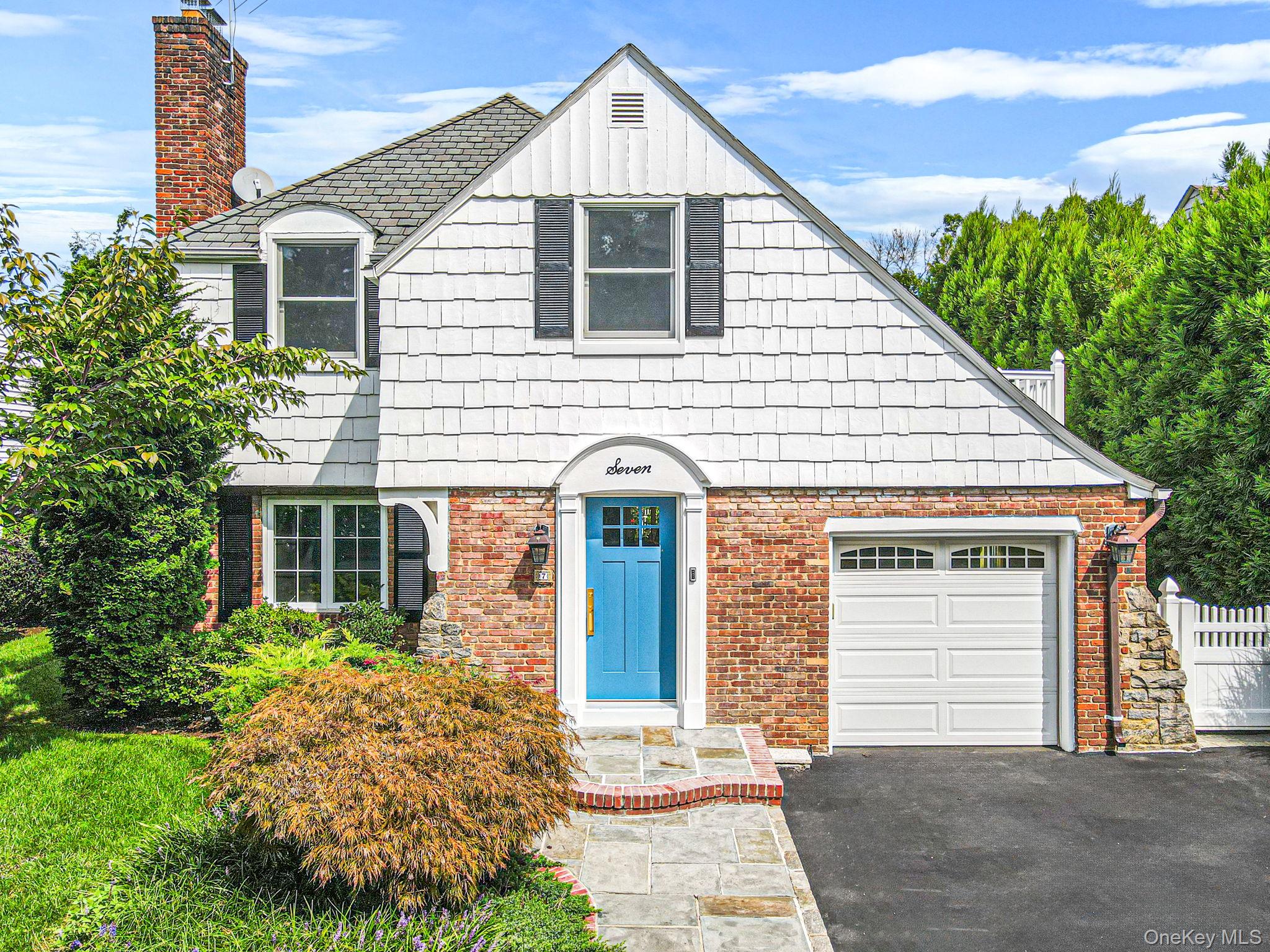7 Highmeadow Road, Manhasset NY 11030