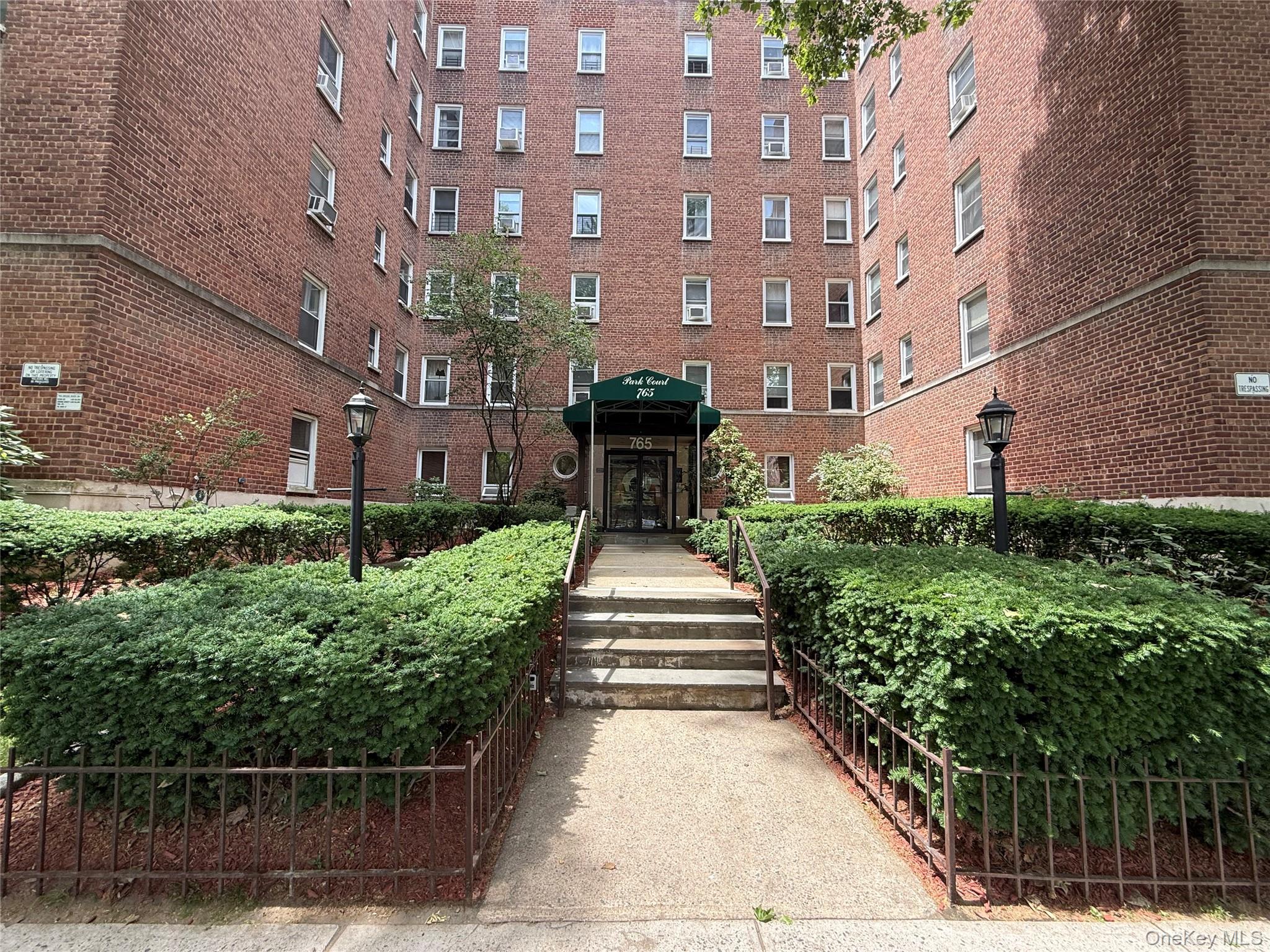 765 Bronx River Unit 3F, Bronxville NY 10708