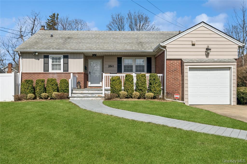 2841 Besade Court, Oceanside NY 11572