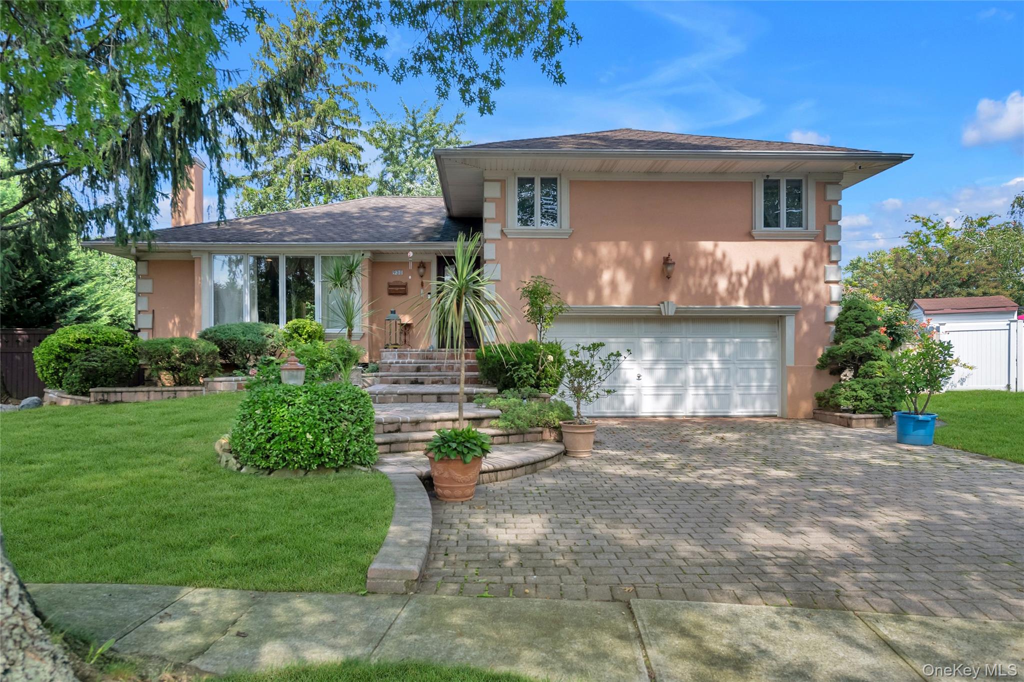 936 Stratford Court, Westbury NY 11590