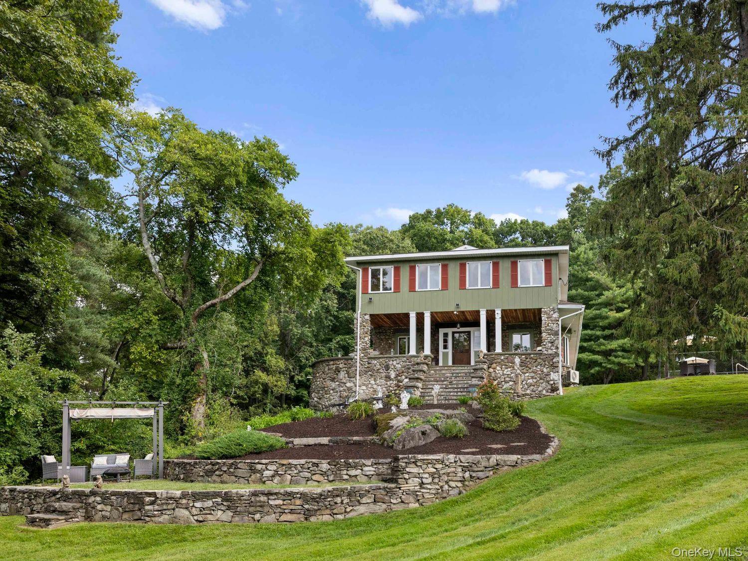 90 New Paltz Road, Highland NY 12528