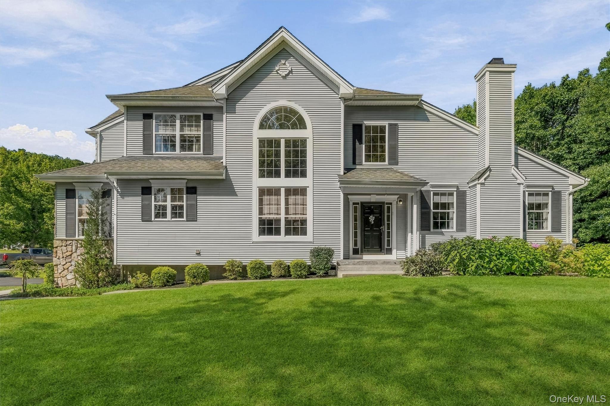 10 Willow Court, Tuxedo Park NY 10987