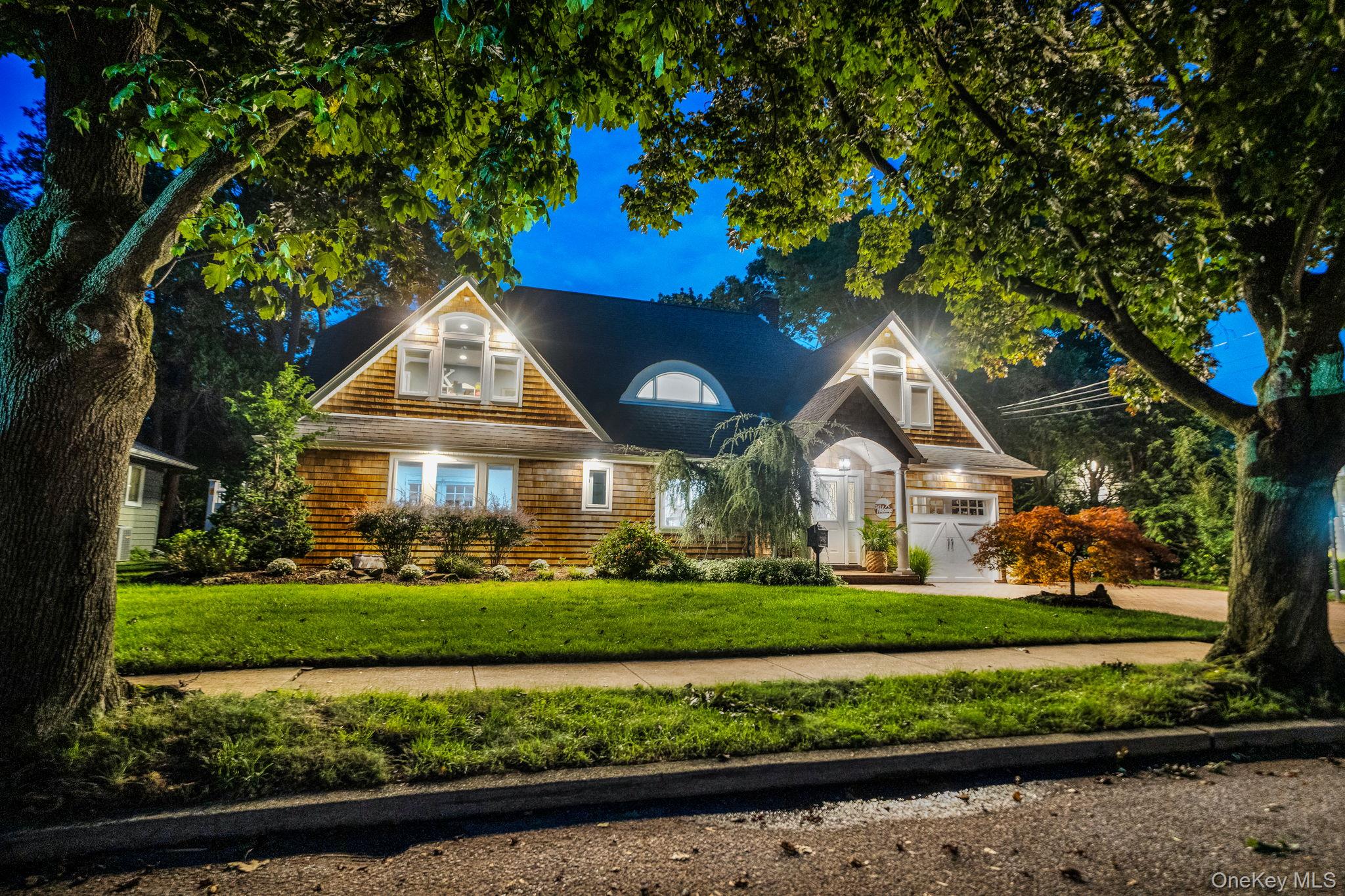 3529 Stratford Road, Wantagh NY 11793