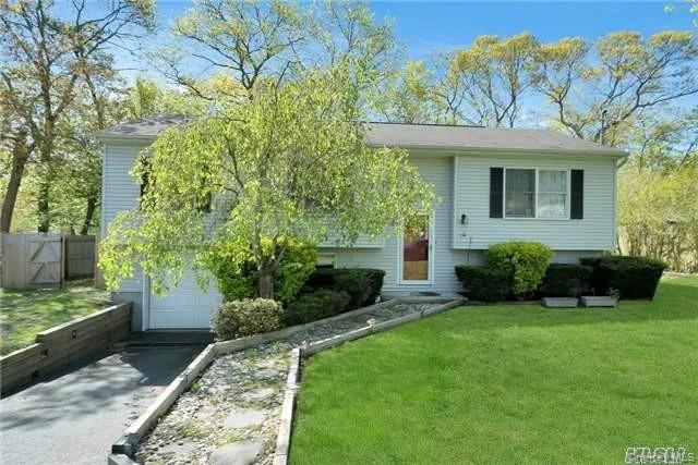 16 Prince Street, Patchogue NY 11772