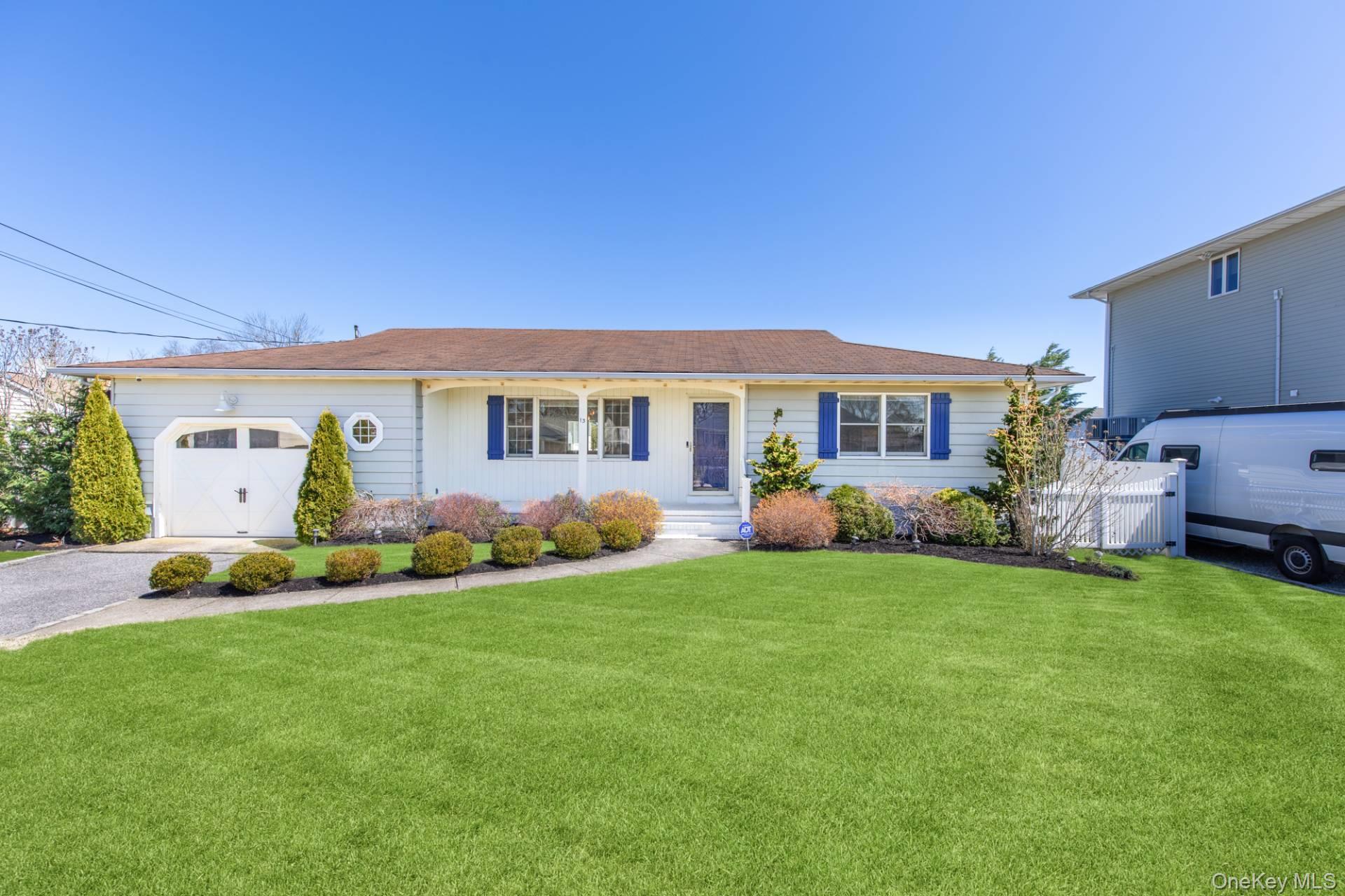 13 Marlin Road, East Quogue NY 11942