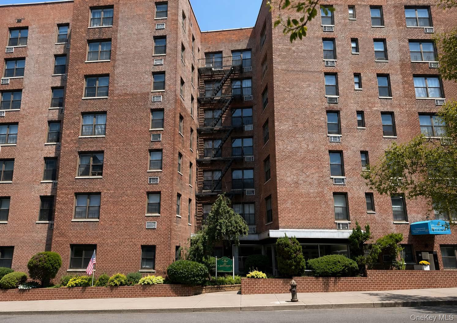 63-95 Austin Street Unit 2L, Rego Park NY 11374