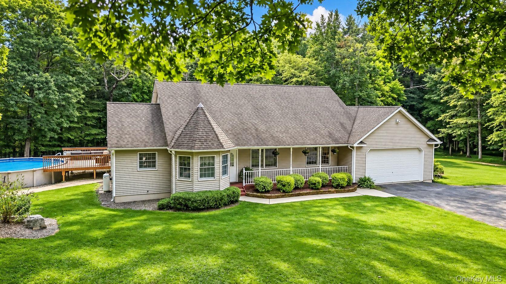 700 Oregon Trail, Pine Bush NY 12566