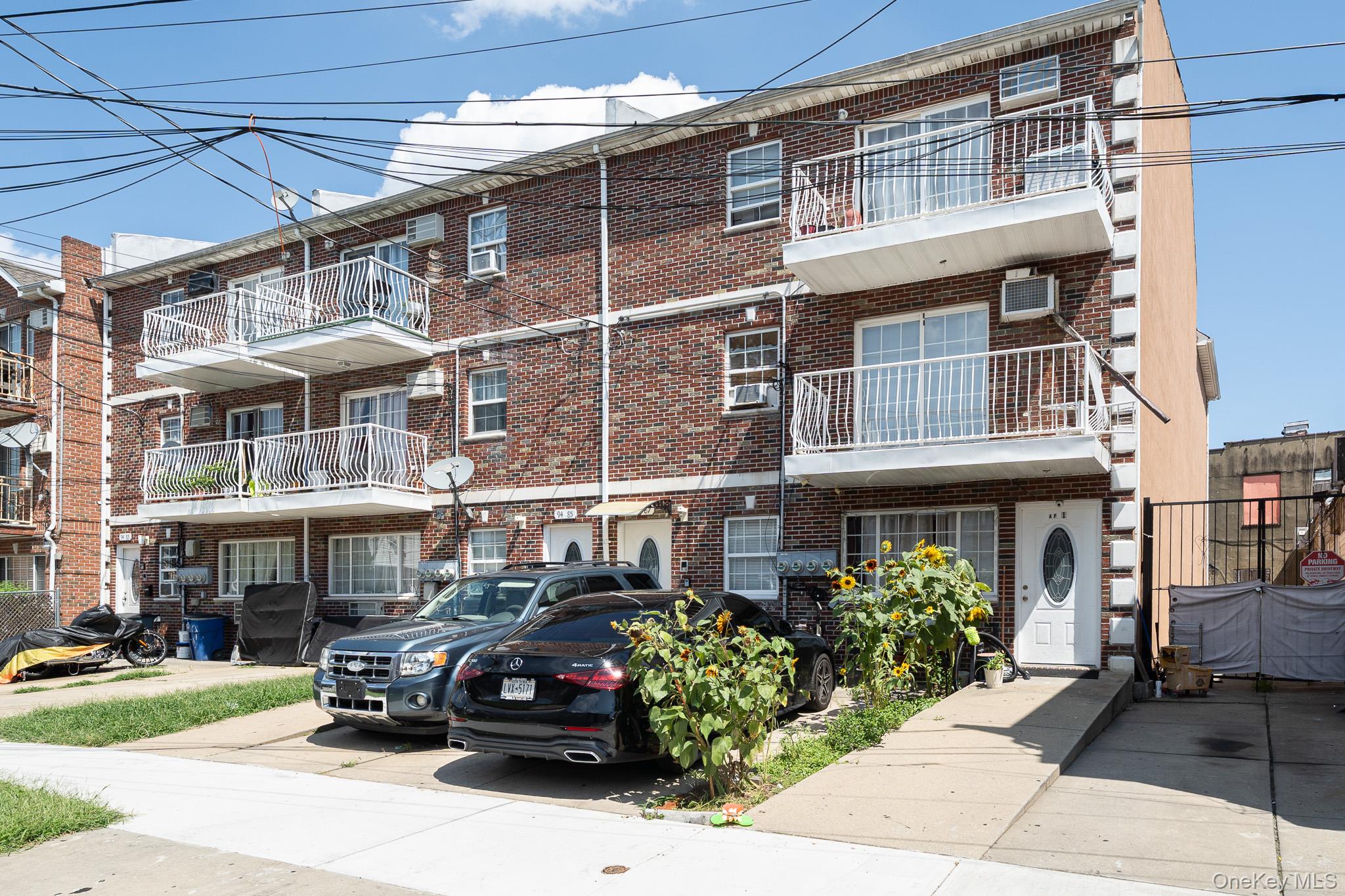9487 218th Street, Queens Village NY 11428