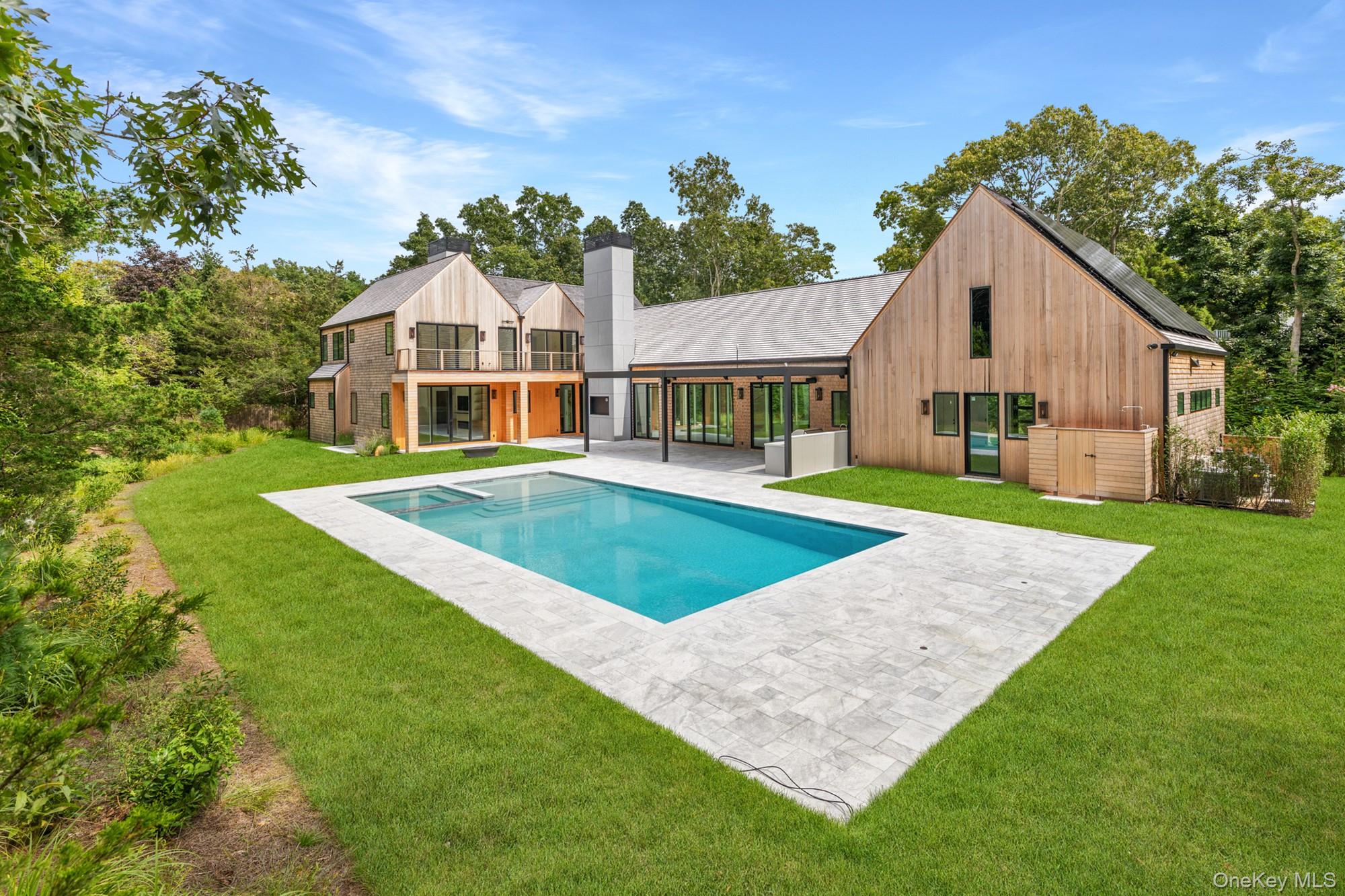 147 Old House Landing Road, East Hampton NY 11937