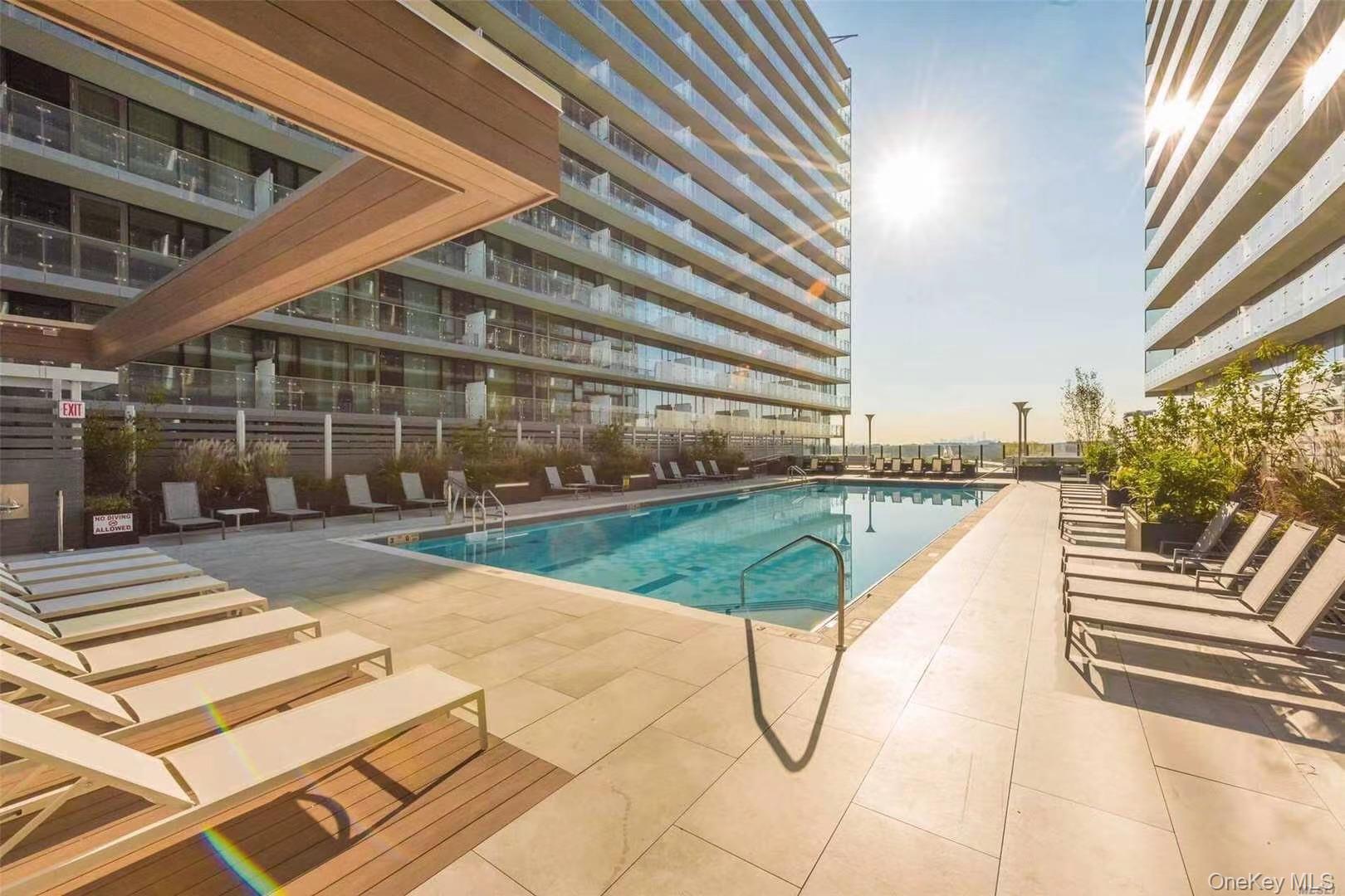13103 40th Road Unit PH1W, Flushing NY 11354