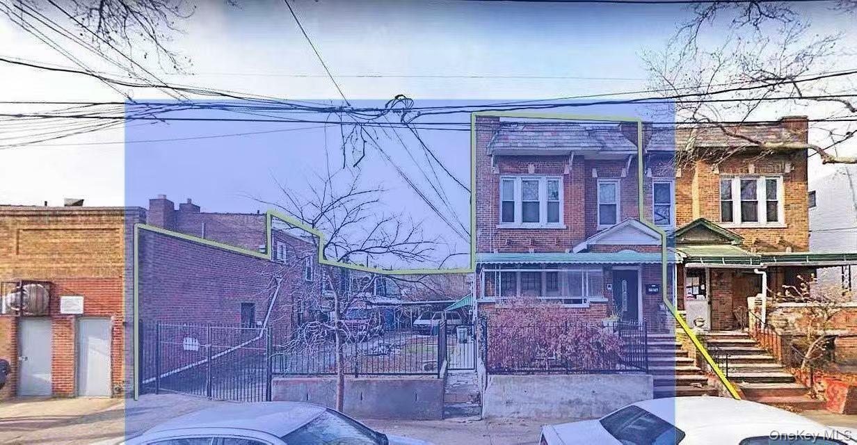 2576 99th Street, East Elmhurst NY 11369