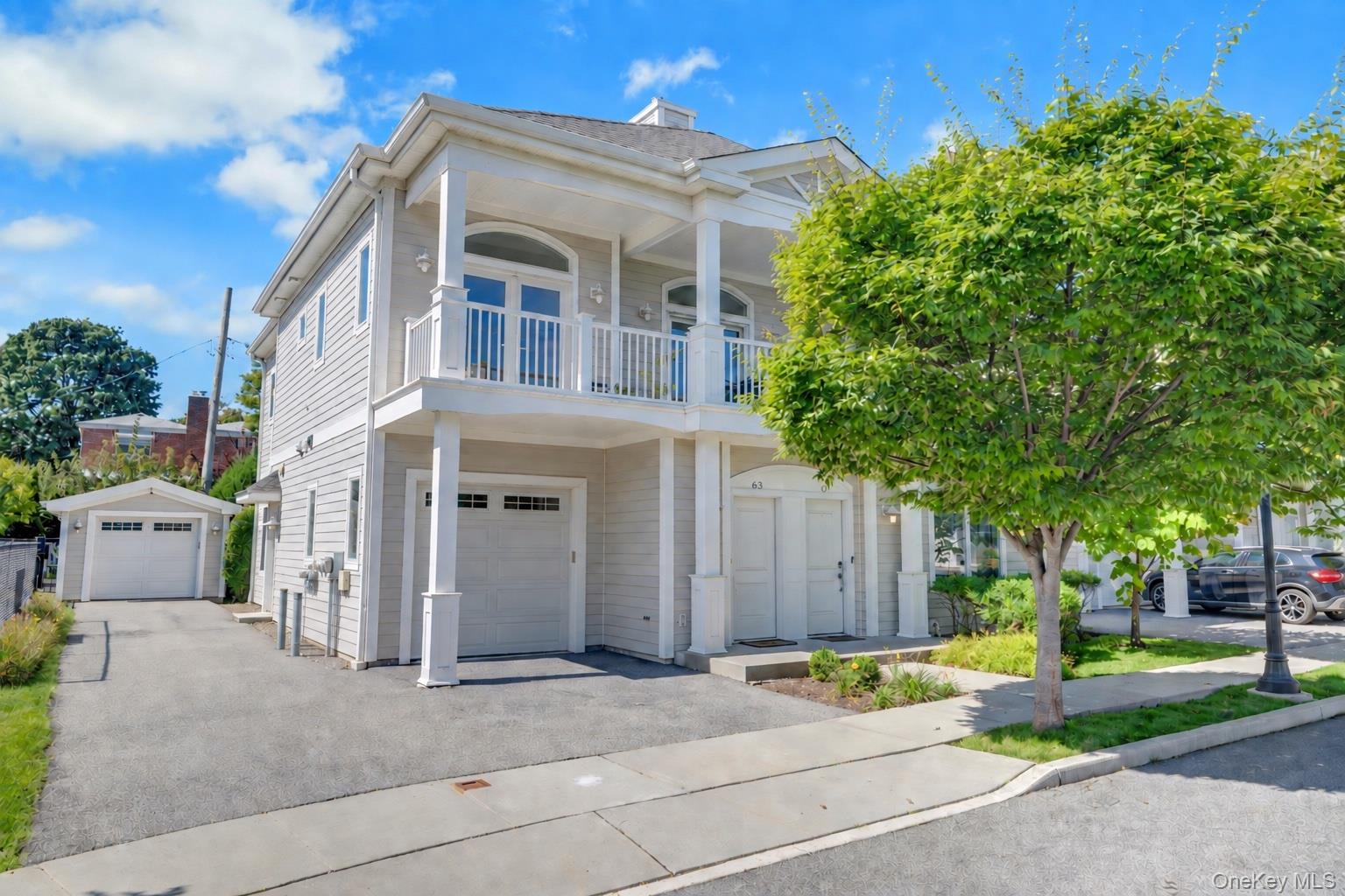 63 Island Point Unit 63, Bronx NY 10464