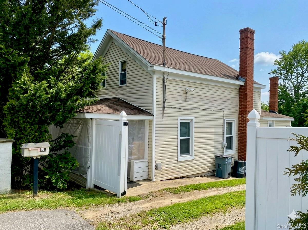 970 E Main Street, Riverhead NY 11901
