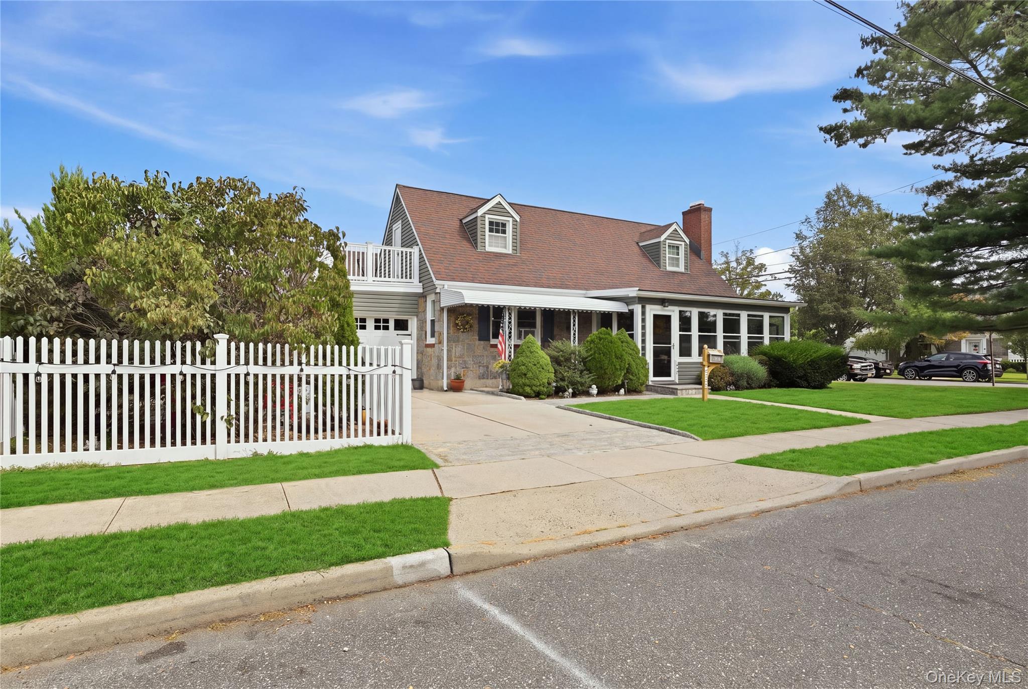 630 9th Street, Garden City South NY 11552