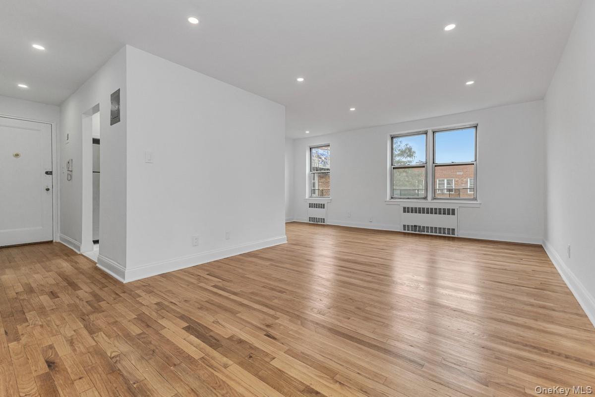 65-35 Yellowstone . Boulevard Unit 6F, Forest Hills NY 11375