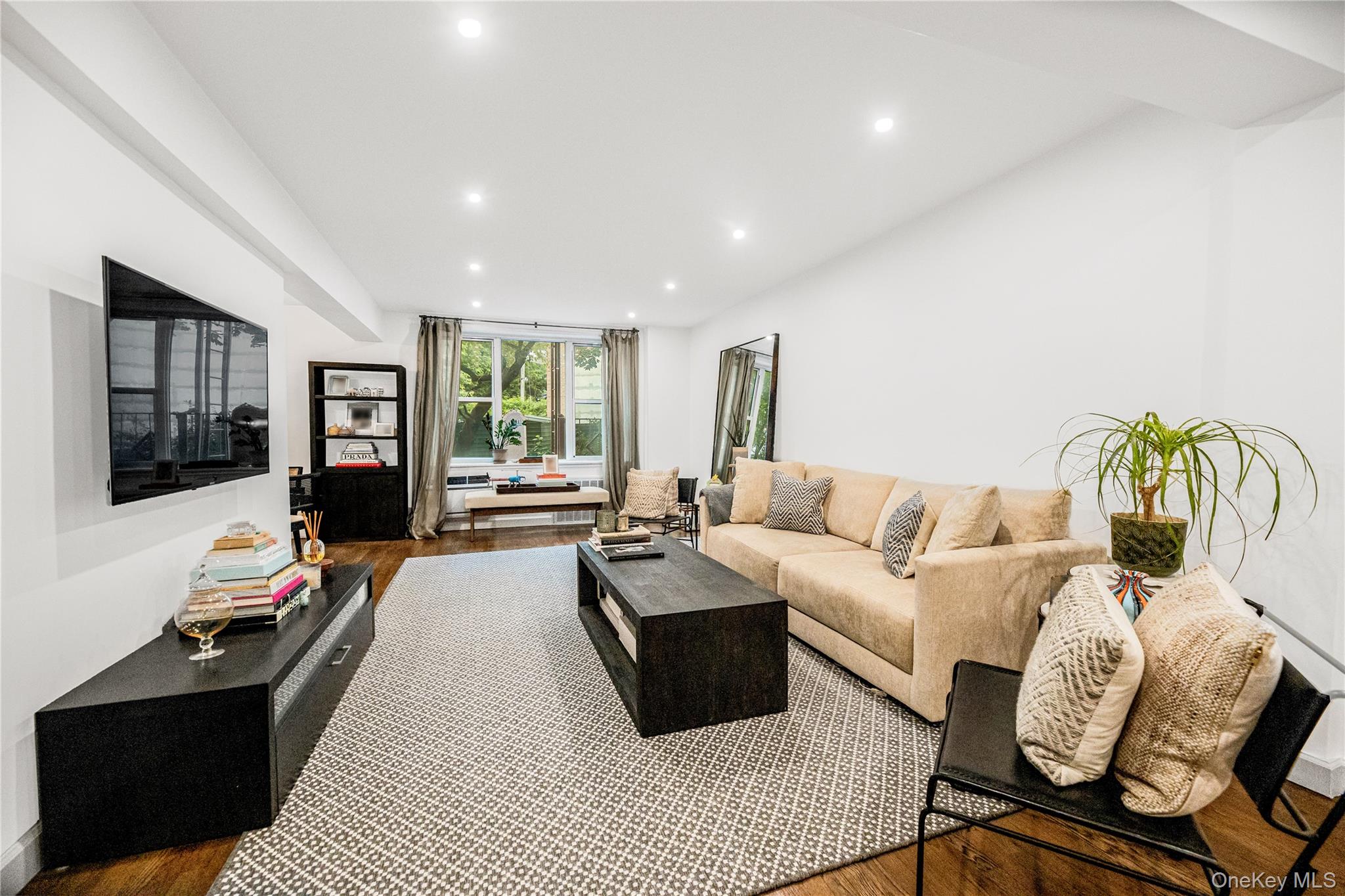 2390 Palisade Avenue Unit 2B, Bronx NY 10463